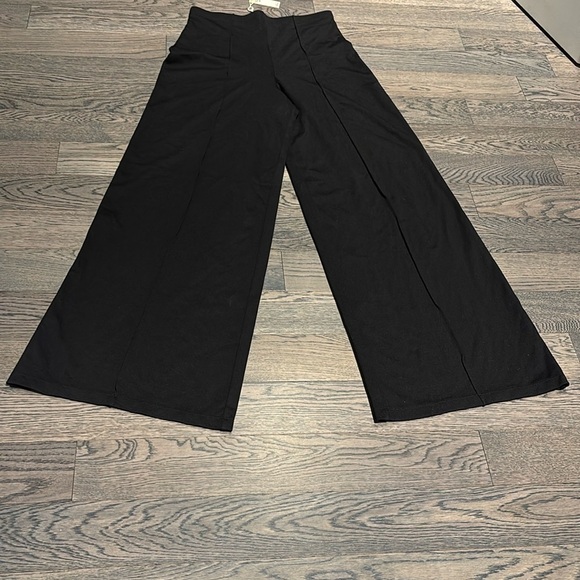 Max Studio Black Pintuck Wide Legs pleated dressy trousers size M - Picture 10 of 16